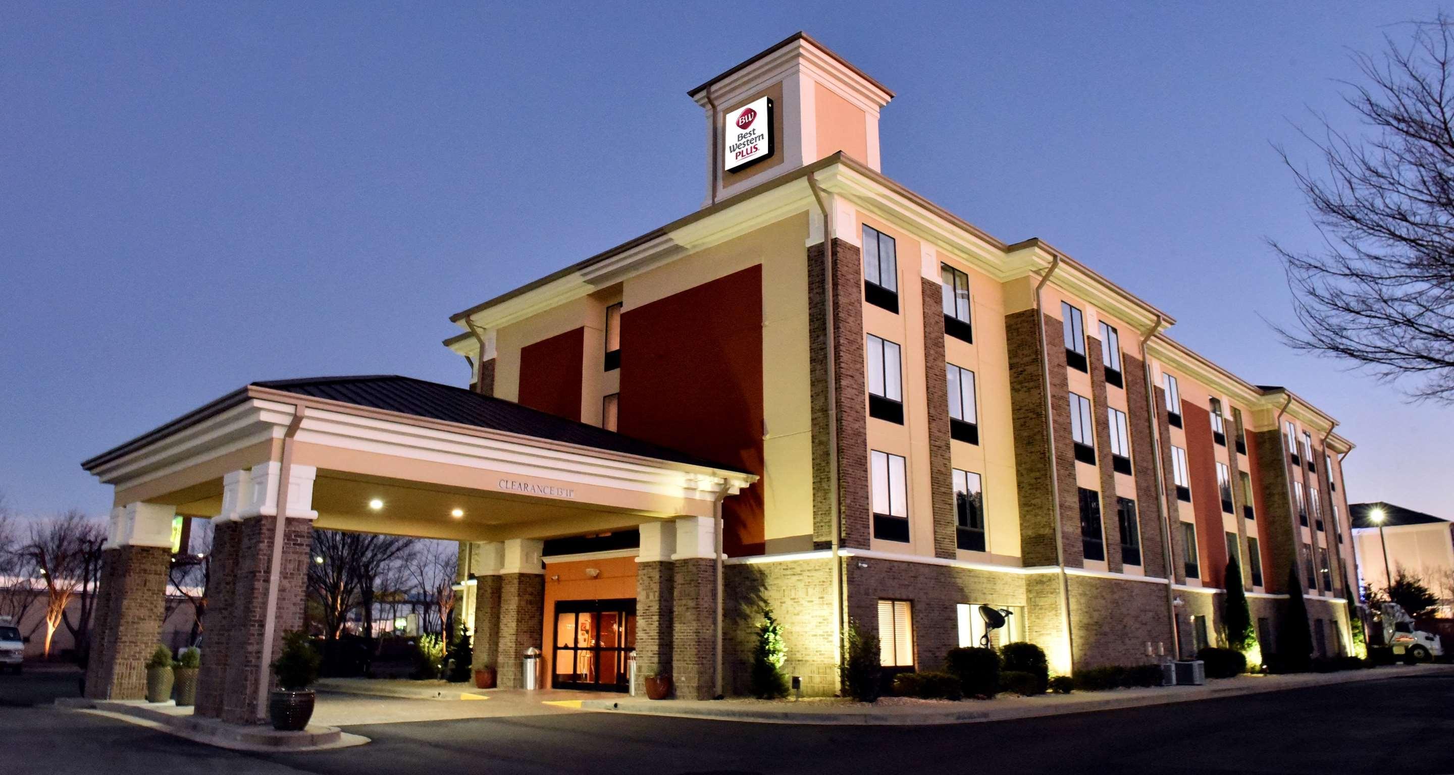 Best Western Plus Fairburn Atlanta Southwest Exterior photo