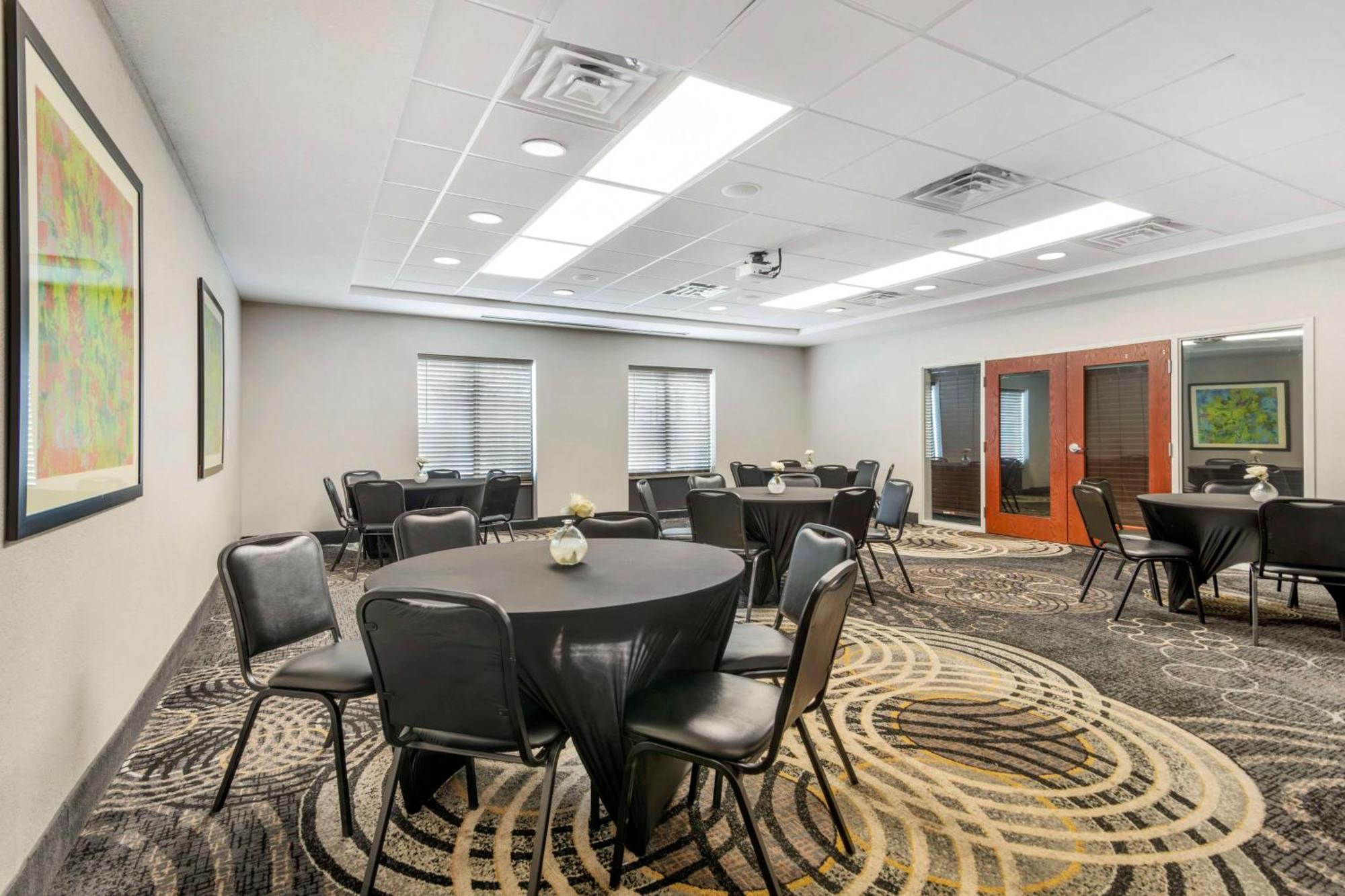 Best Western Plus Fairburn Atlanta Southwest Exterior photo