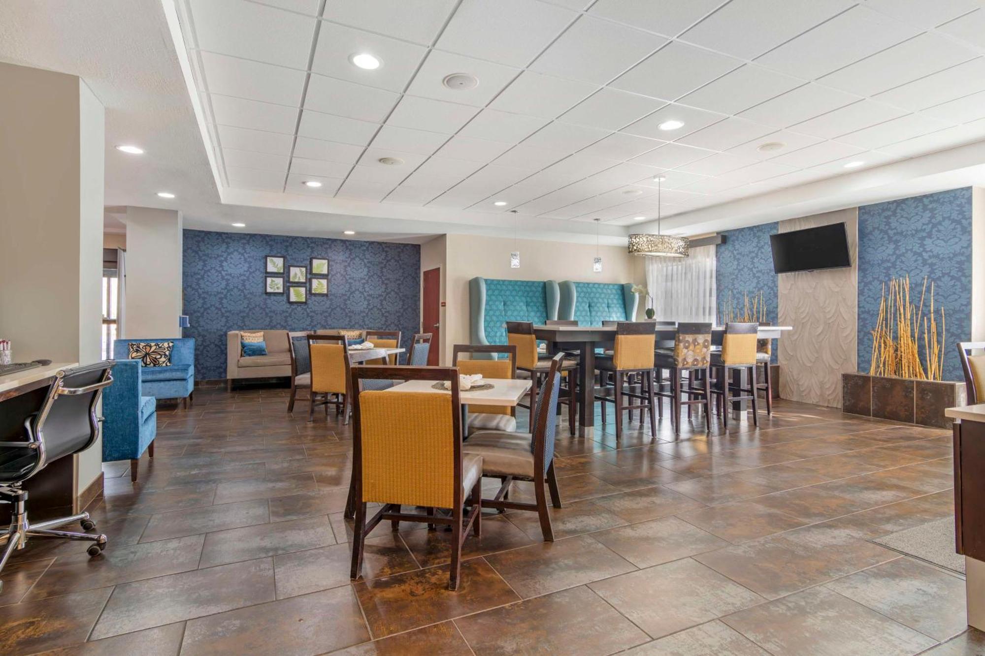 Best Western Plus Fairburn Atlanta Southwest Exterior photo