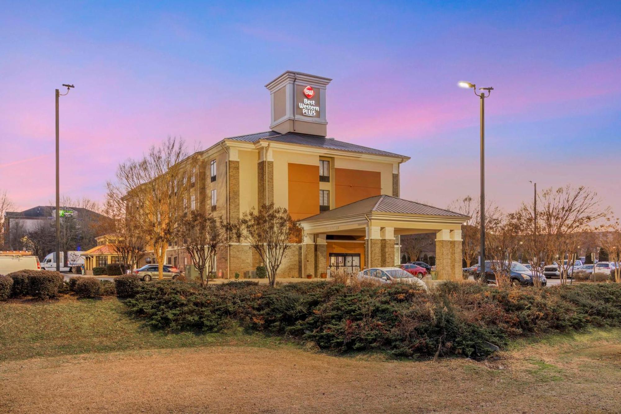 Best Western Plus Fairburn Atlanta Southwest Exterior photo