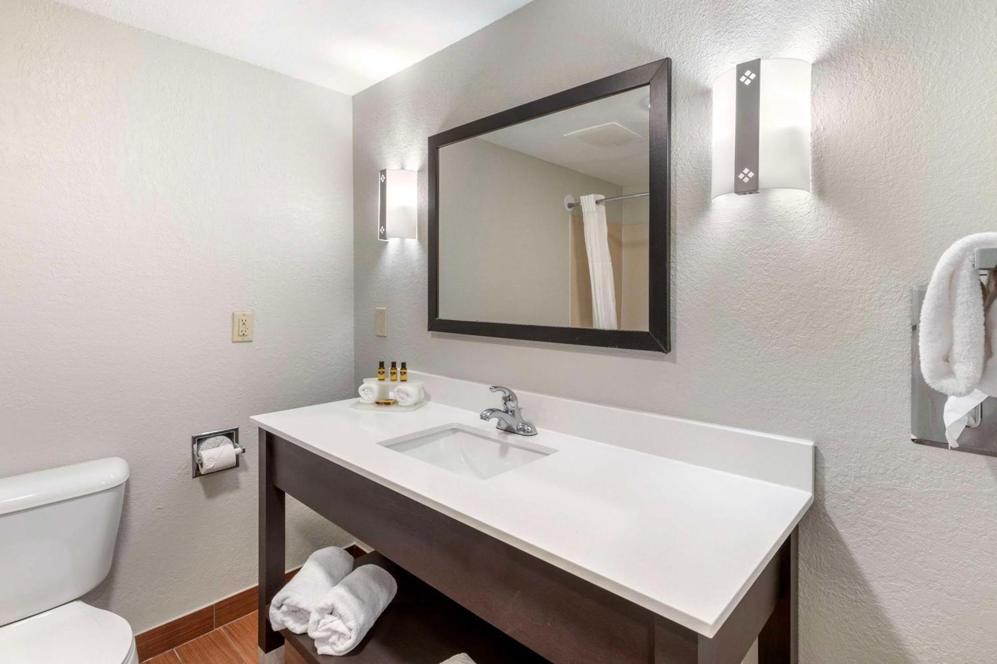 Best Western Plus Fairburn Atlanta Southwest Exterior photo