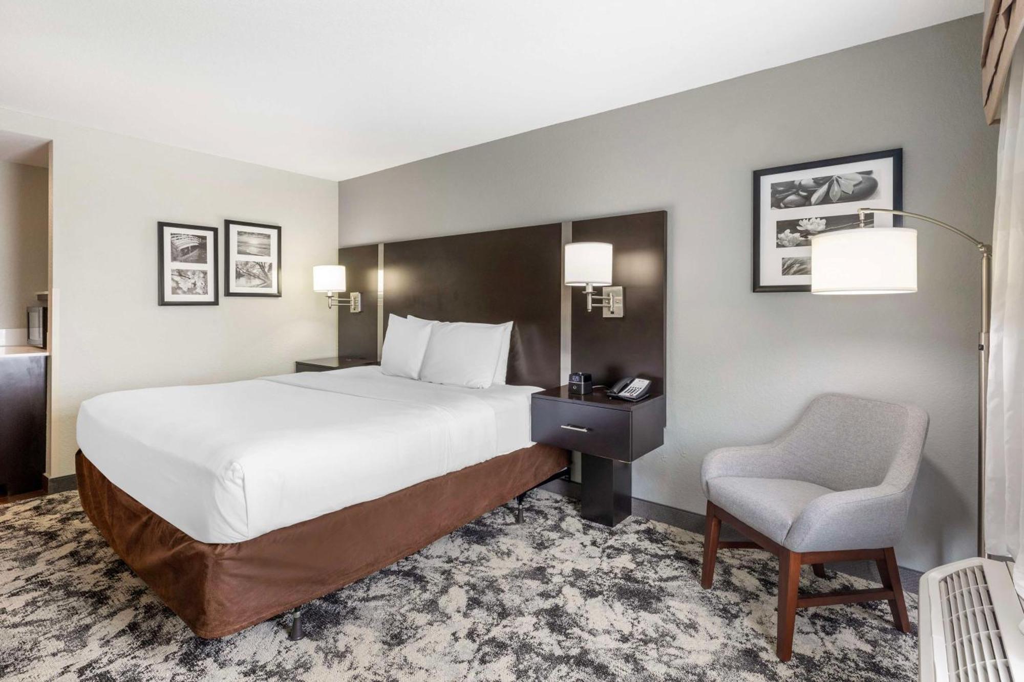 Best Western Plus Fairburn Atlanta Southwest Exterior photo